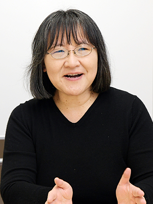 高村 ゆかり 氏