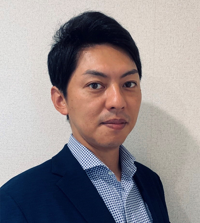 松上 崇志 氏